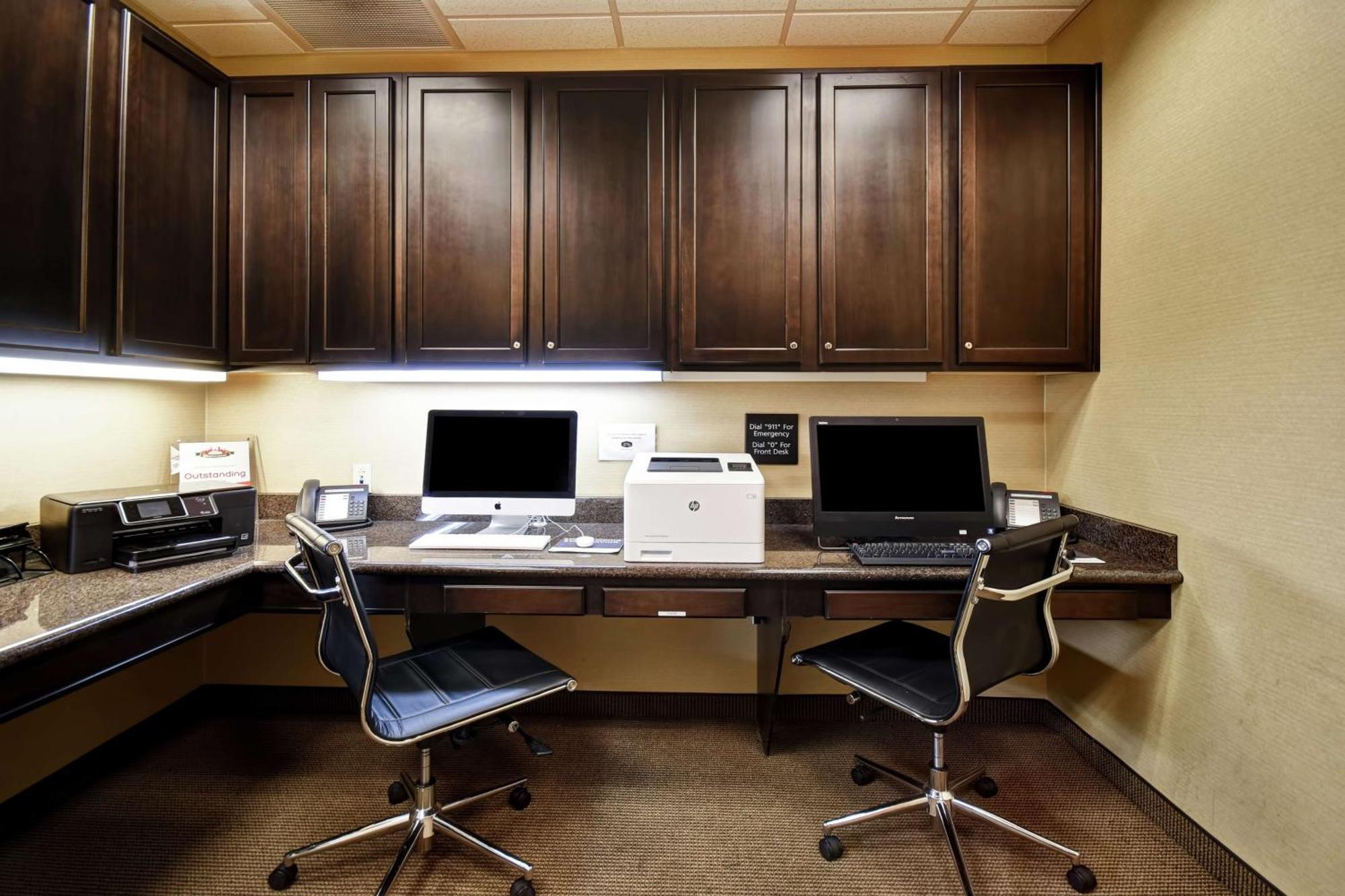 Hampton Inn & Suites Фолсом Экстерьер фото