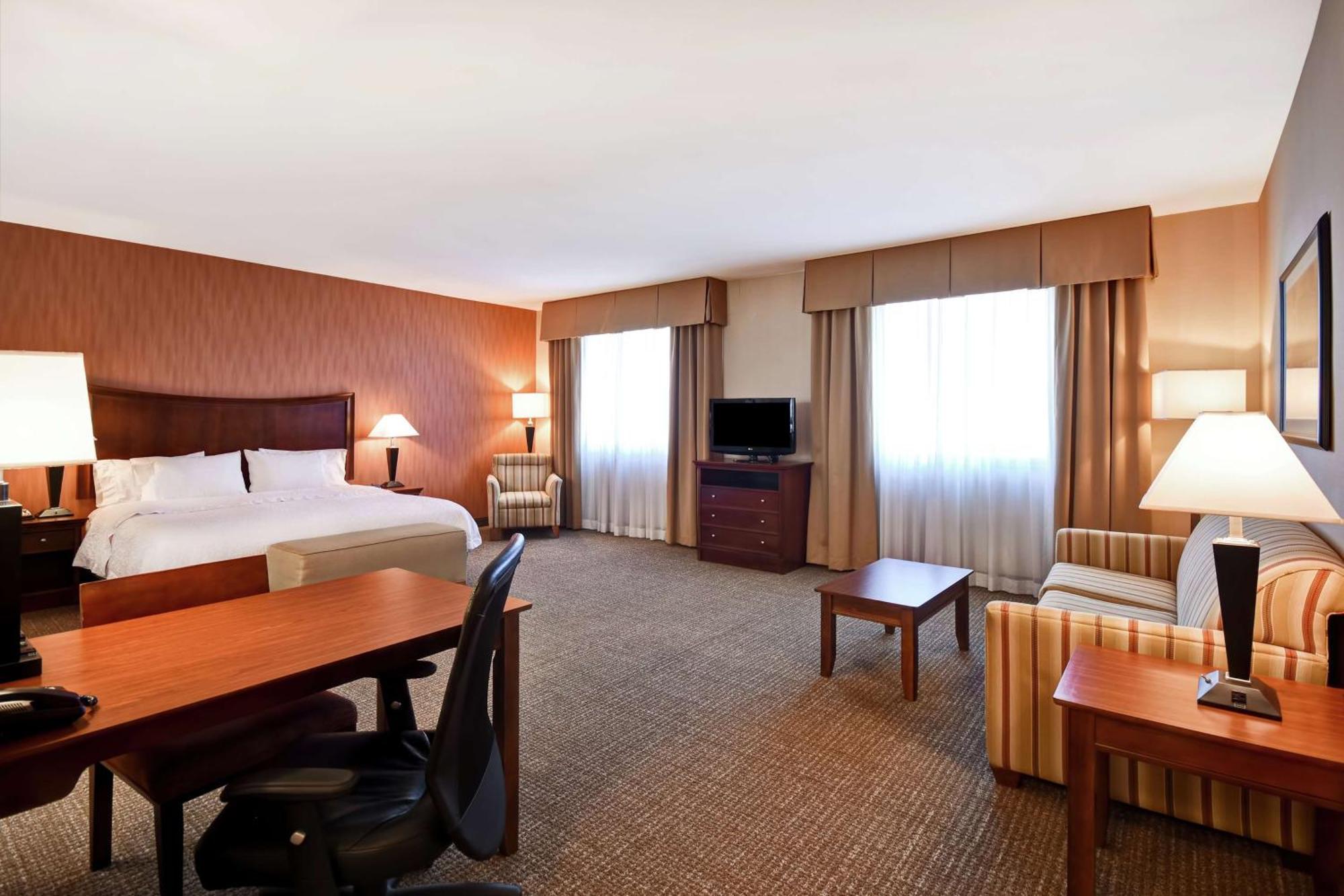 Hampton Inn & Suites Фолсом Экстерьер фото